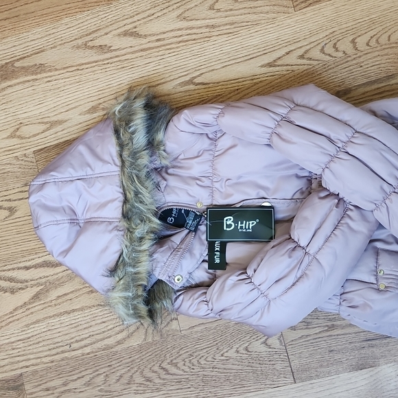 Winter jacket - Picture 3 of 6